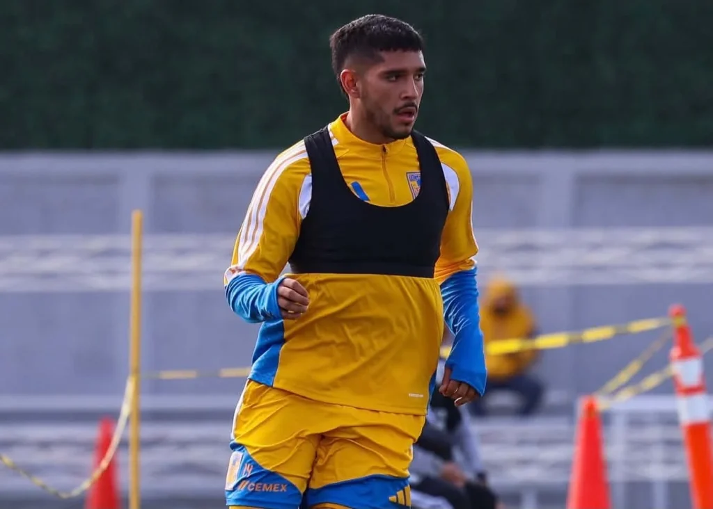 Vucetich moverá alineación contra León 3 Vucetich preparando el partido Vucetich Tigres León